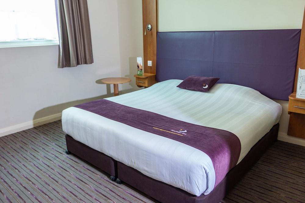 Premier Inn Abu Dhabi Capital Centre Extérieur photo